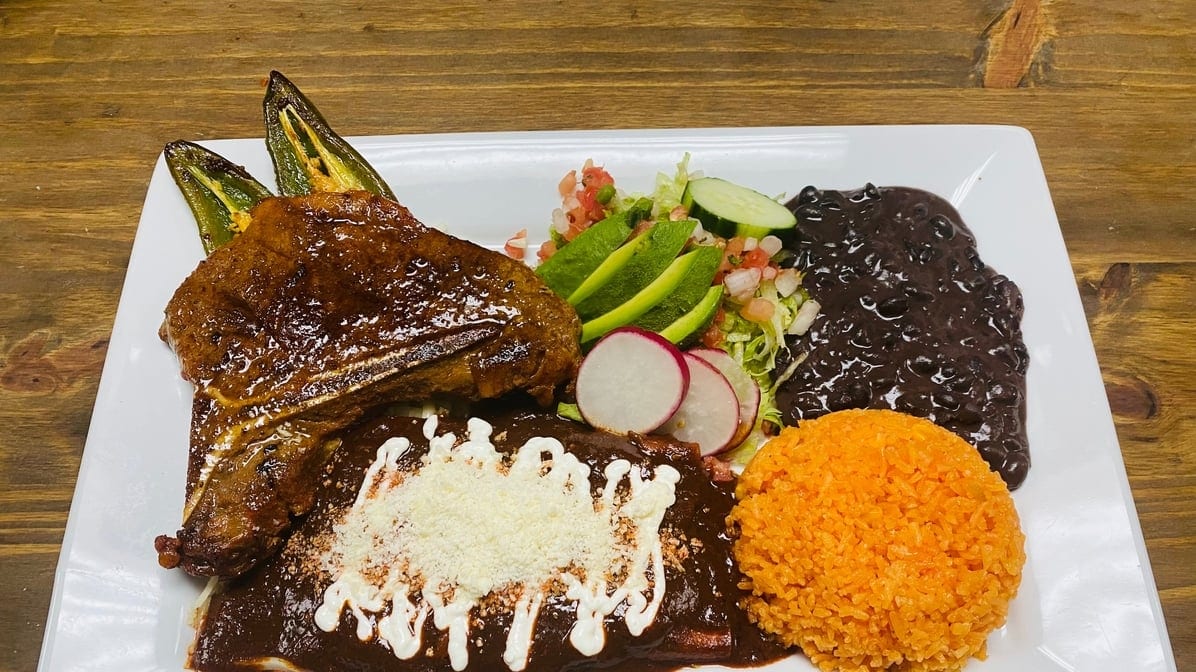 Bandeja Poblana Dinner.