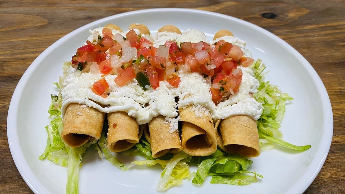 Tacos Dorados.
