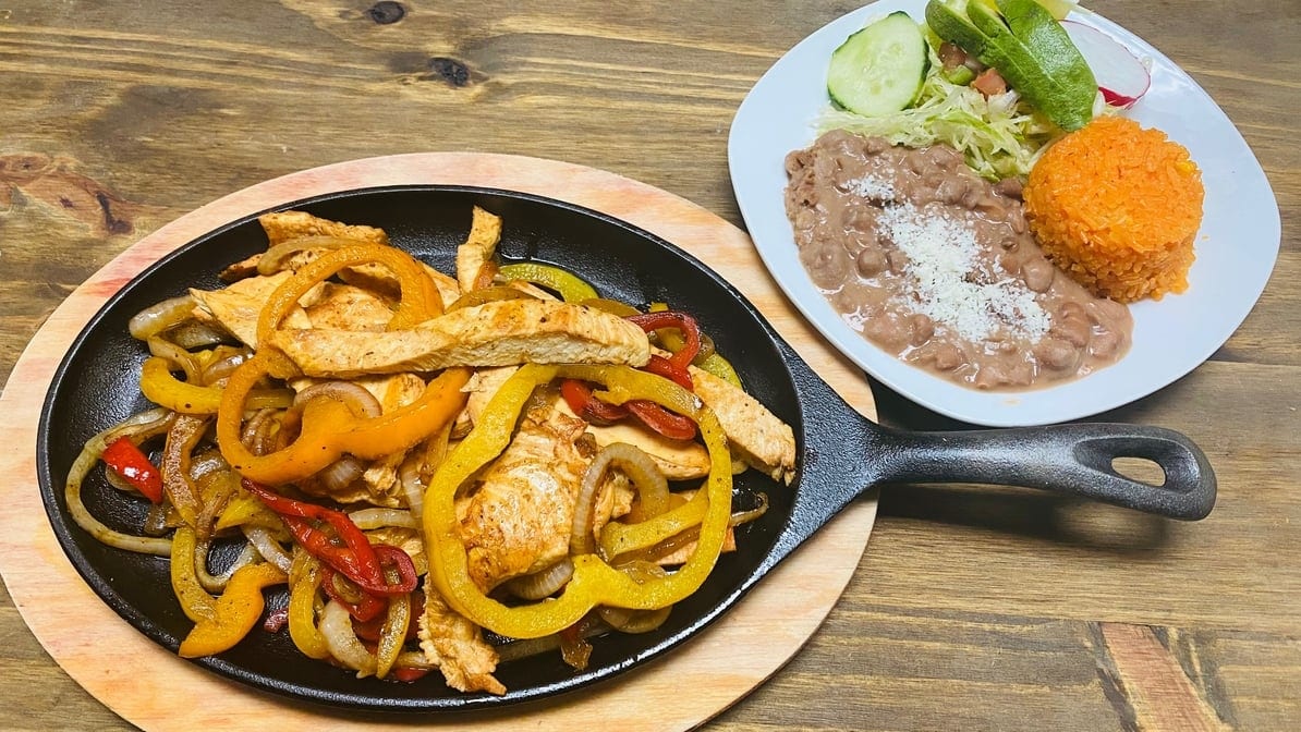 Fajitas Mixta Dinner.