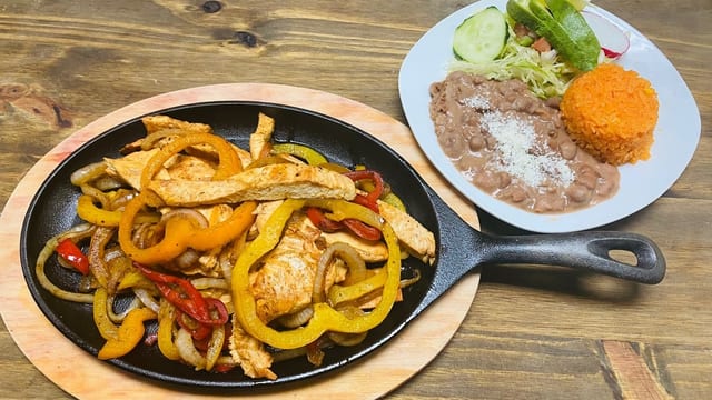 Fajitas Mixta Dinner.