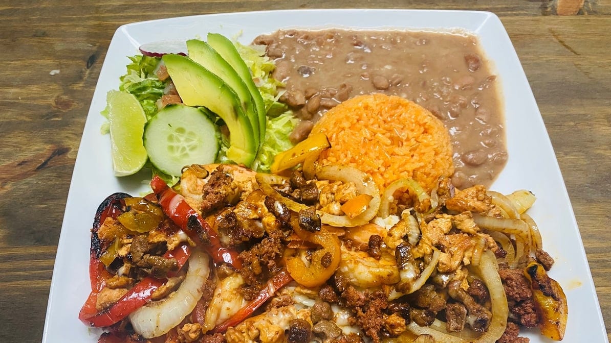 Alambre Dinner.
